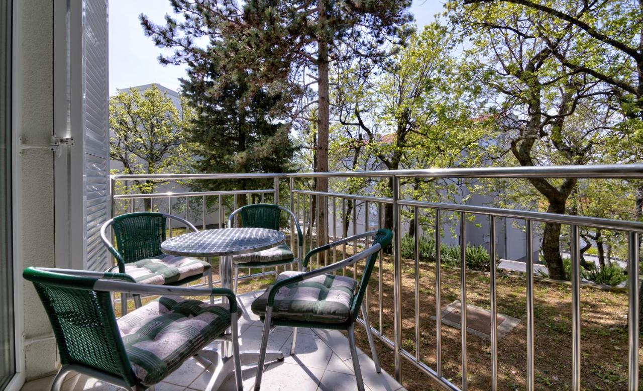 Modern Apartment 塞尔瑟 外观 照片