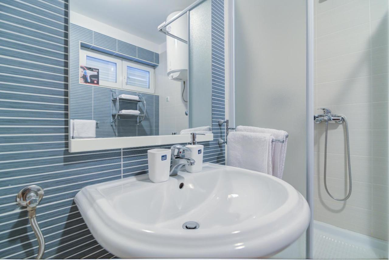 Modern Apartment 塞尔瑟 外观 照片