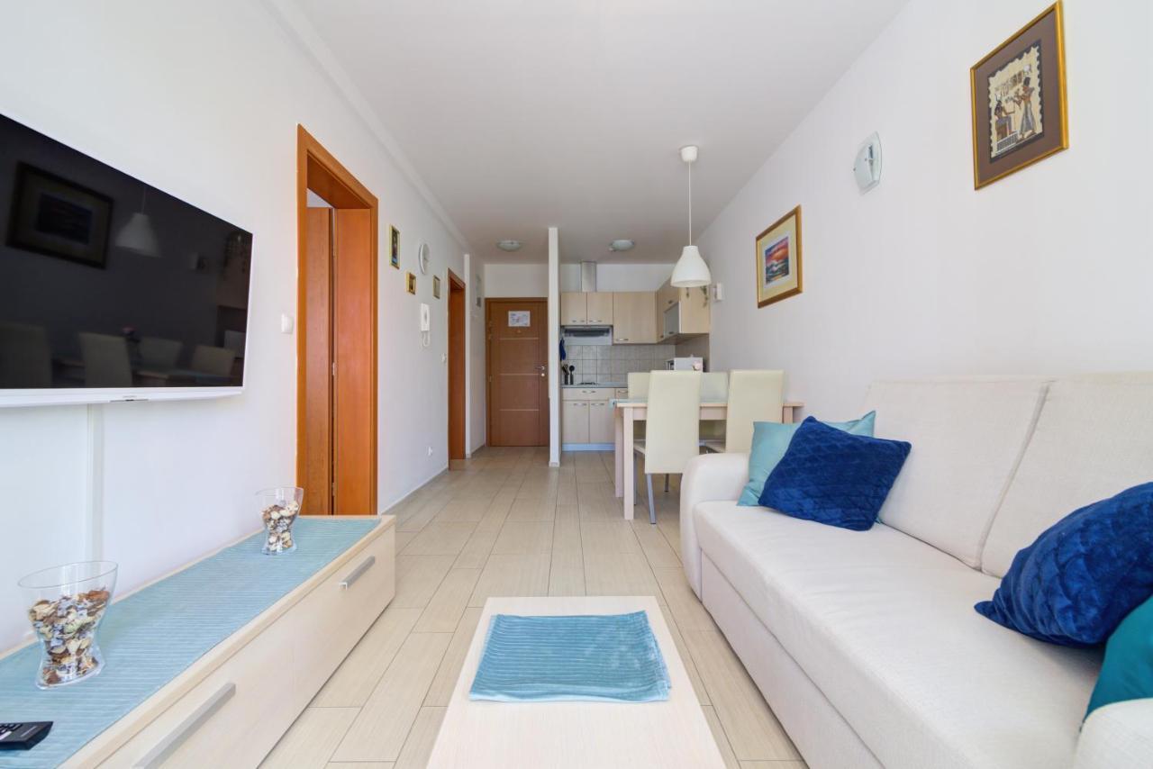 Modern Apartment 塞尔瑟 外观 照片
